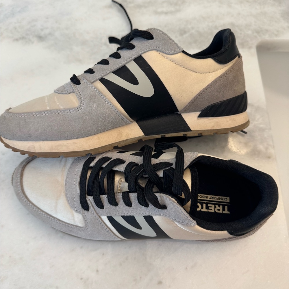 Tretorn Women’s  Black and Gray Sneakers